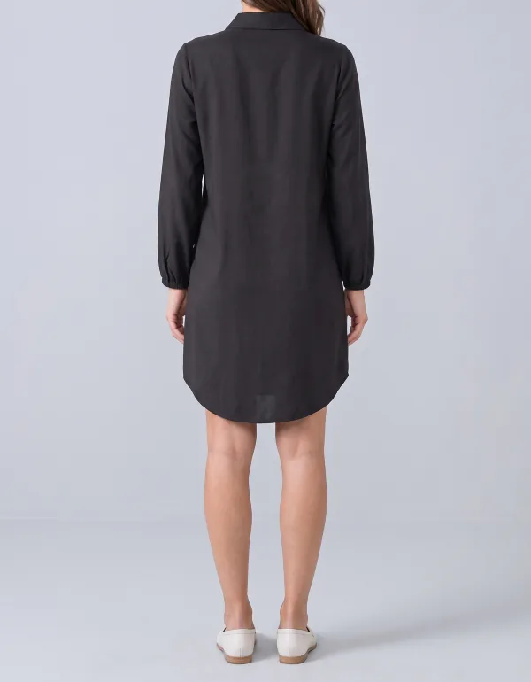 Chemise Viscolinho Manga Longa, cor Preto, vista de costas